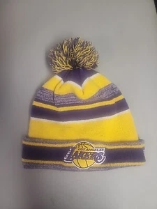 Gorro tejido a rayas New Era de Los Angeles Lakers NBA Gorra de invierno LA Lakers - Imagen 1 de 5