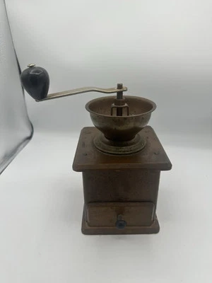 Molinillo de café vintage madera cobre manivela Alemania Occidental cajón de granos Foto 1 de 4