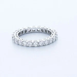 Anillo de eternidad de oro blanco con diamantes extraídos en tierra corte redondo F VS2 1/2ctw certificado - Imagen 1 de 3