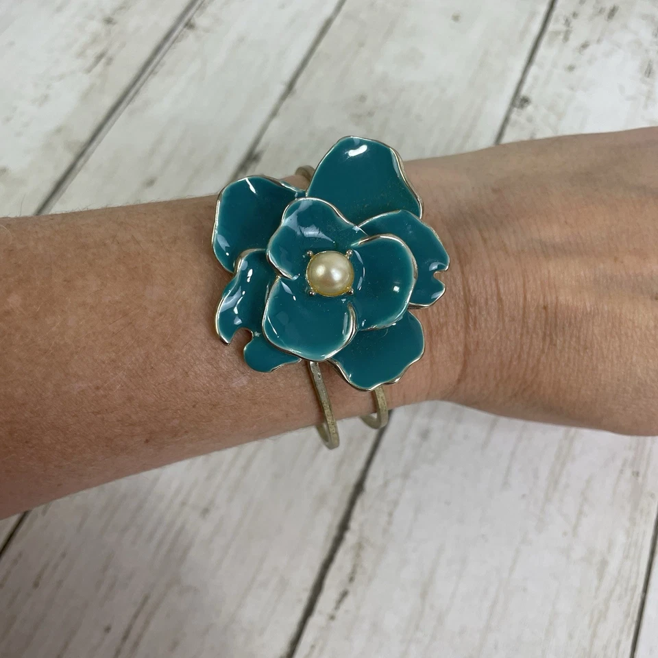 Pulsera Brazalete Flor Declaración Esmalte Turquesa Imitación Perla Centro Tono Plata Foto 1 de 4