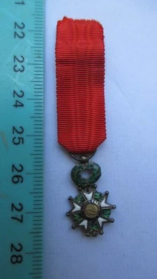  FRANCE   Ordre de la LEGION d'HONNEUR   1870 ancienne réduction - Photo 1/2