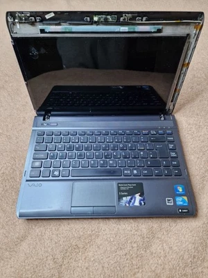 Sony Vaio PCG-51512M Laptop i3 4gb Ram  Damaged Missing Parts Read Description - Image 1 of 4