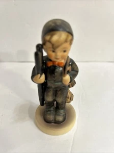 Vintage GOEBEL HUMMEL FIGURINE "CHIMNEY SWEEP" West Germany 12 2/0 - Picture 1 of 8