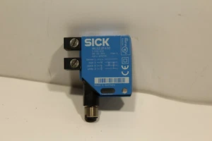 Sick WL12-2P430 Photoelectric Sensor - Picture 1 of 3