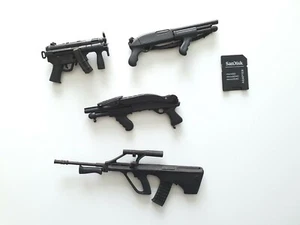 1/6 Scale Firearms Lot 11 - MP5, shotguns, AUG - Picture 1 of 1