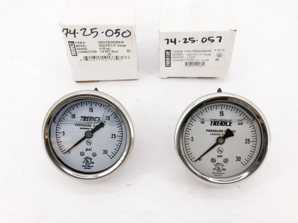 Lot of 2 New Trerice D82LFB2502BA30 Gauge D82LFB 2-1/2" 30psi 1/4" NPT CBM - Image 1 of 4