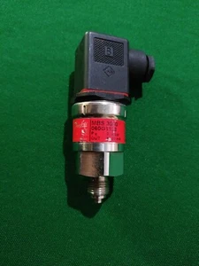 Danfoss MBS 3000 060G1123 / 0-4bar, 4..20mA/ DANFOSS TRANSMITTER MBS3000 SENSOR - Picture 1 of 8