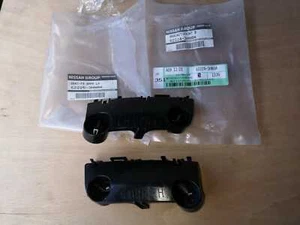 Nissan Micra 14-17 Stoßstange vorne Flügelhalterungen x2 links rechts 62224-3HN0A 62225 - Bild 1 von 3