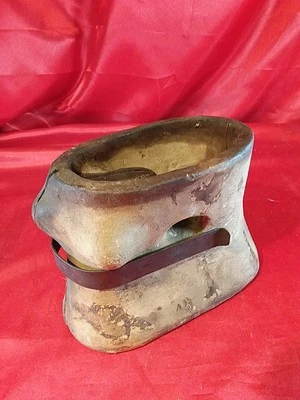 Antikes Osterlamm Keramik Backform Glasiert Metall Halterung (5121) - Bild 1 von 4