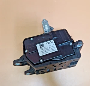 AUDI Q5 AUTOMATIC TRANSMISSION FLOOR GEAR SHIFTER 80B713041AD OEM H9 - Picture 1 of 5