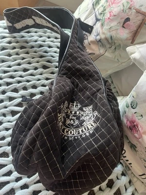Solo uno, muy raro portabebés juicy couture para mascotas/perros nuevo sin etiquetas Foto 1 de 4