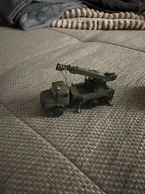 Bundeswehr Modellauto 1/87 Kran mit Container MB - Bild 1 von 4