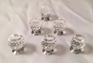 Juego de seis (6) 1130C grandes perillas redondeadas de cristal transparente para gabinete - Imagen 1 de 12