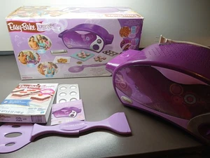 Vtg Hasbro 2011 Easy Bake Ultimate Oven Original Box Spatula Pan Instructions - Picture 1 of 3