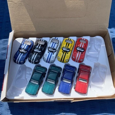Kinsmart Die cast 1964 1/2 Ford Mustang & 1996 Dodge Viper GTS 1:72 - Image 1 of 4