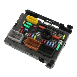 [Engine Fuse Box 9807028780 Under Bonnet Control Unit Fuse Box For 308CC 607 807 - Picture 1 of 12