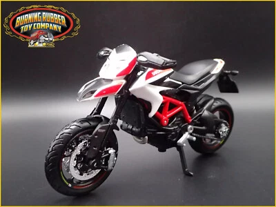 DUCATI HYPERMOTARD SP SPORT BIKE MOTORCYCLE 1/18 SCALE DIECAST MODEL BIKE - Image 1 of 4
