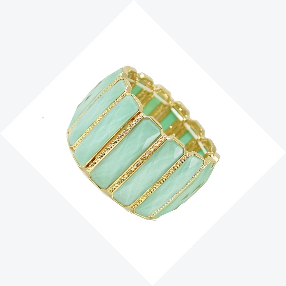 Chic Stretch Bracelet green and gold tone fits 7 inches wrist - Image 1 of 1