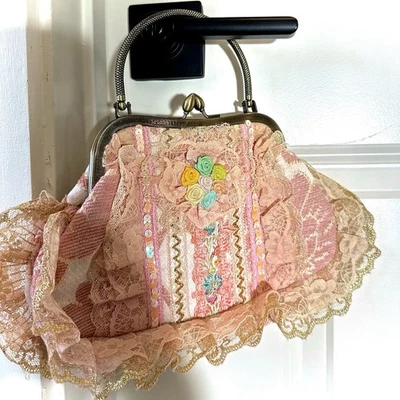 Bolso de mano vintage de encaje floral estilo retro victoriano bordado hecho a mano Foto 1 de 4