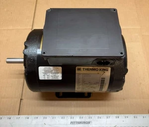 1040740 Thermo King Condencer Fan Motor Slight Chip on Cover - Picture 1 of 8
