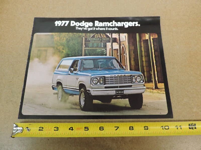 1977 Dodge Ramcharger sales brochure ORIGINAL 8 pg literature - Image 1 of 4