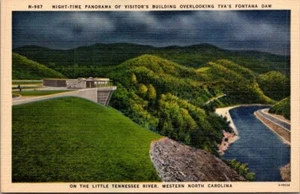BESUCHERGEBÄUDE und TVA'S FONTANA DAMM Nachtansicht NORTH CAROLINA Postkarte - Bild 1 von 2
