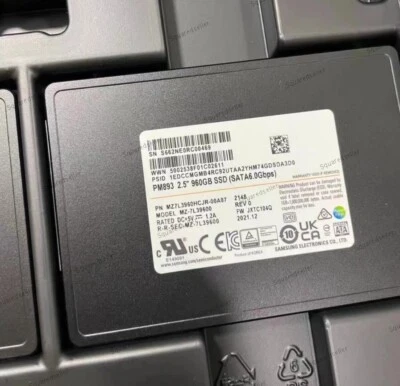 Samsung PM893 960GB SSD 2.5" SATA 6Gb/s MZ-7L39600 MZ7L3960HCJR-00B7C - Image 1 of 2