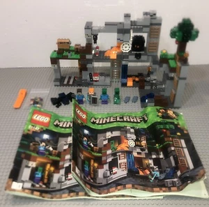 Lego 21147 Minecraft The Bedrock Adventures Complete Set All Minifigures Manual - Picture 1 of 5