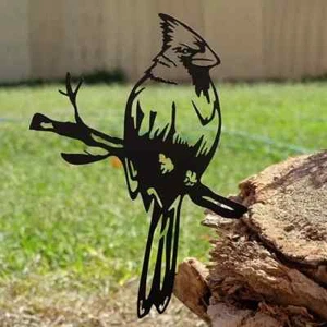 1pc Metal Cardinal Bird, Metal Birds Yard Decor, Art, Tree Decoration Large - Picture 1 of 3