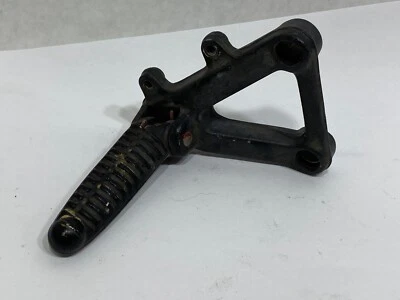 Juego de soportes traseros de clavija delantera derecha OEM Ducati 748 916 996 998 Foto 1 de 4