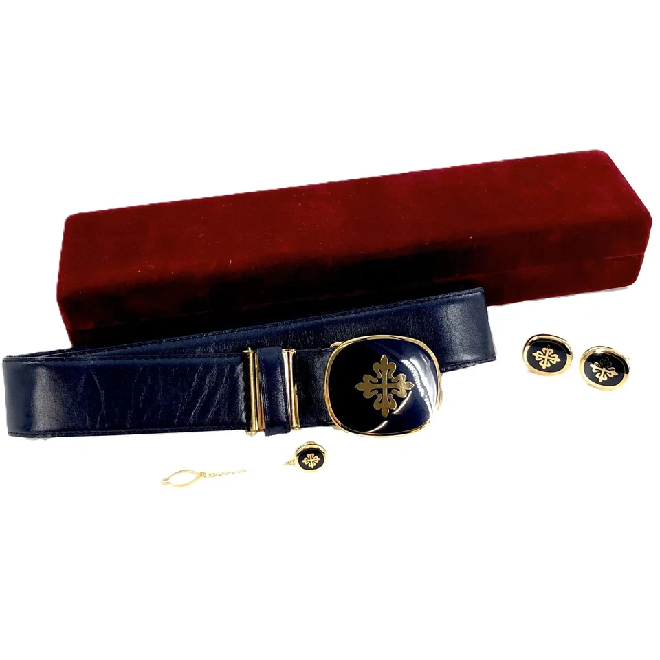 PATEK PHILIPPE Patek Philippe Cinturón, Gemelos y Clip de Corbata en GP Azul Marino. 3 piezas Foto 1 de 4