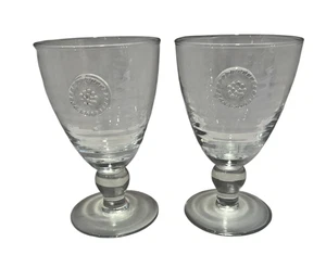 Set of Two Juliska Berry and Thread Footed Water Goblet Medallion Signed - Picture 1 of 7