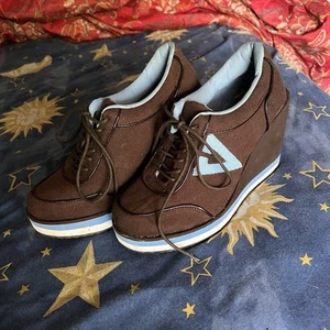 8 Volatile Kicks Brown Blue Wedge Chunky Platform Sneakers Cute Punk Goth Heels - Picture 1 of 21
