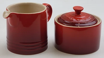 Le Creuset 300ml Sugar Pot & 350ml Milk Jug Coffee Creamer Set - Cerise Red - Image 1 of 4