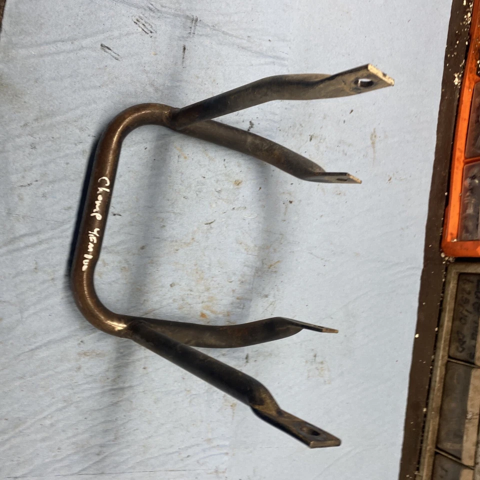 Parachoques delantero Yamaha Champ YFM100 1987-1991 bueno Foto 1 de 3