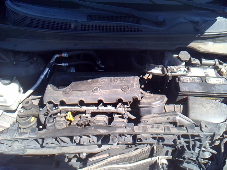 Used Tire Pressure Monitoring System (TPMS) Control Mod fits: 2012 Kia Sportage - Image 1 of 4