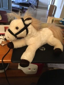 Wells Fargo 12 pulgadas Peluche Legendary Pony El Toro 2014 Falta Sillín - Imagen 1 de 5