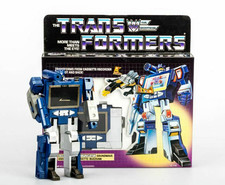 New Transformers G.1 Soundwave Action Figure Reissue （With a RANDOM Cassette）