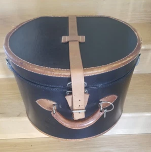 Antique Vintage Black Round Hat Box Suitcase Train Case Luggage 18" Leather Trim - Picture 1 of 10