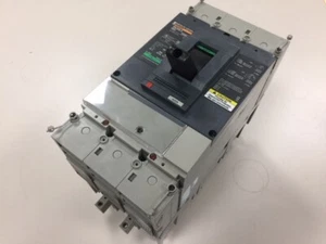 Interruptor Merlin Gerin NSJ400A con adaptador base enchufable 32514 / (2) auxiliar / 400A 600V - Imagen 1 de 12