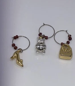 Juego de cinco ángeles, anillo, abeja, zapato, bolso y dijes Pandora Usado en excelente estado - Imagen 1 de 3