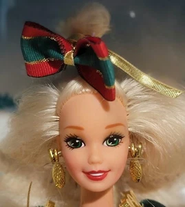Barbie Happy Holidays 1994 edición especial europea caja vintage de 6 idiomas en caja original - Imagen 1 de 3