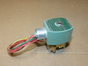 ASCO Red Hat 8262G210 Solenoid Valve 12 VDC 1/4" NPT 15psi - Picture 1 of 10