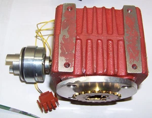 ZAE Getriebe E40B i= 26:1 mit KEB 05032000827, 24V, 10W - Bild 1 von 2