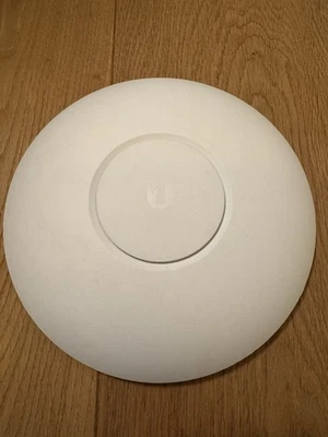 Ubiquiti Networks UniFi AC Pro Wireless Access Point, Weiß, UAP-AC-PRO - Bild 1 von 2