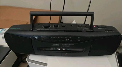 Radio estéreo casete doble AM/FM Boombox WORKING GE 3-5636A Foto 1 de 4