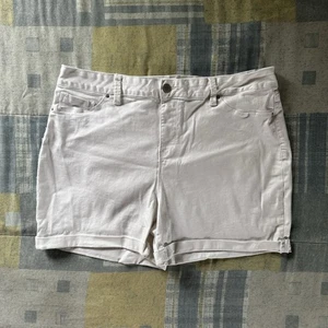 YMI White Denim Cuffed High Rise Women's Jean Shorts Sz 18 - Picture 1 of 18