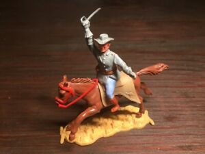 Timpo Confederate Officer Mounted - Rare Light Brown Horse/ Red Bridle - 1970s