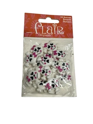 1 pack flair originals skull pink bow cross bones buttons 18 count - Image 1 of 2
