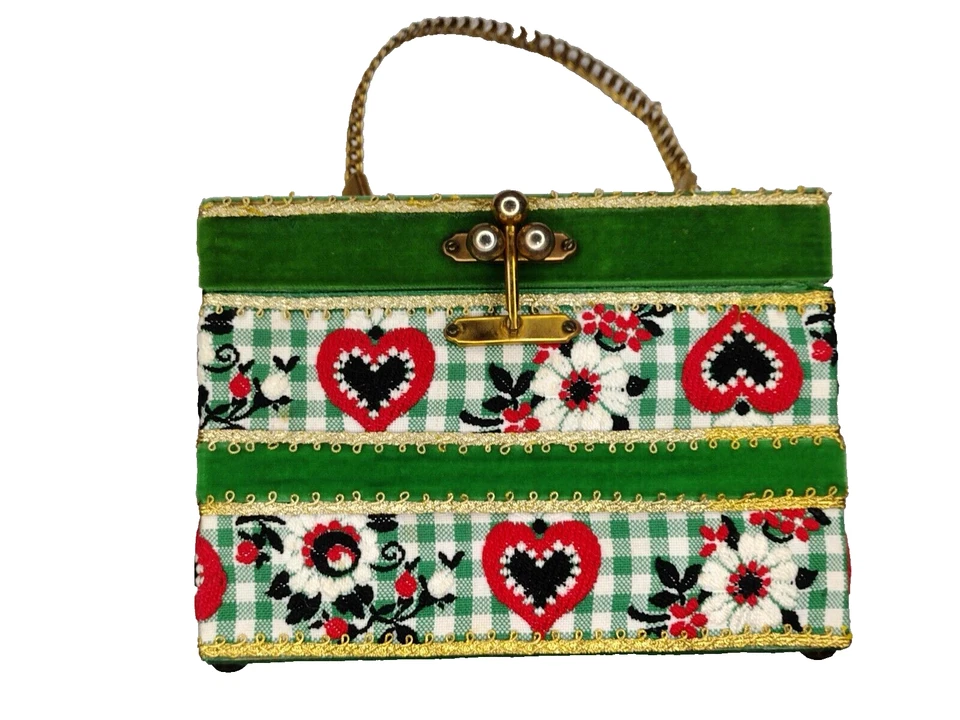 1970s Billie Ross of the Palm Beaches green with hearts and flowers Purse - Image 1 of 4